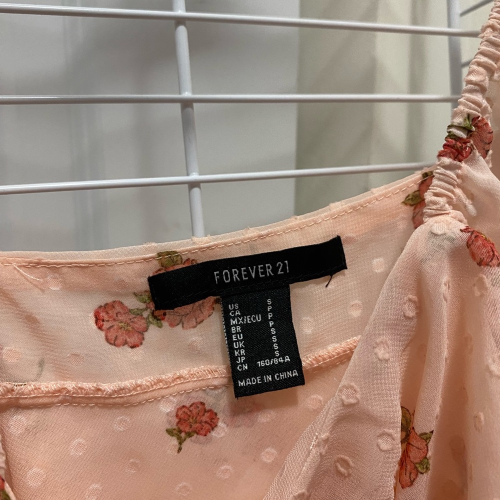 Forever 21 Peach Floral Layered Crop Top - Picture 2 of 3